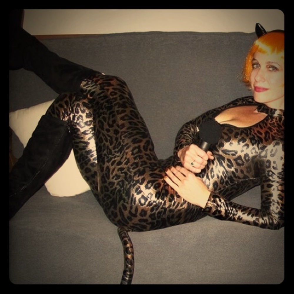 🌹PRICE DROP🌹Cat suit for Halloween!