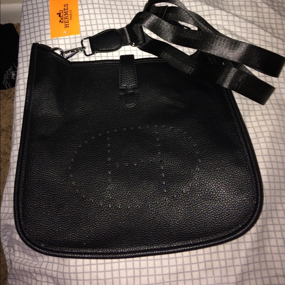 Hermes Evelyne Cross Body