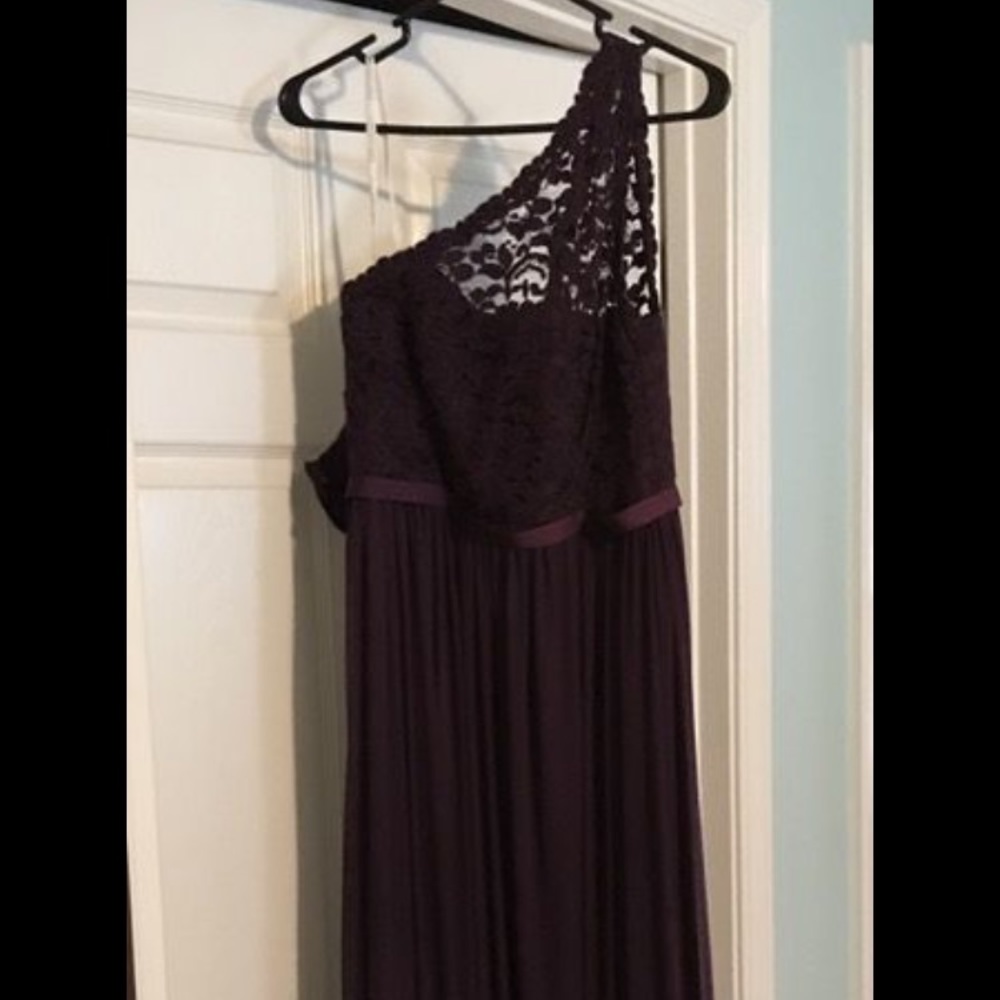 David's Bridal size 4 Bridesmaid Dress.