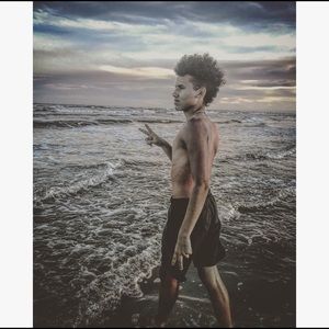 Meet your Posher, Aj