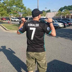 Meet your Posher, Michael