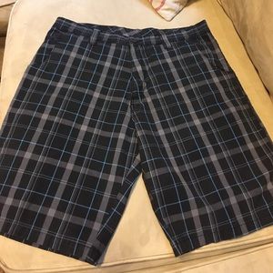 Burnside surfer shorts size 34