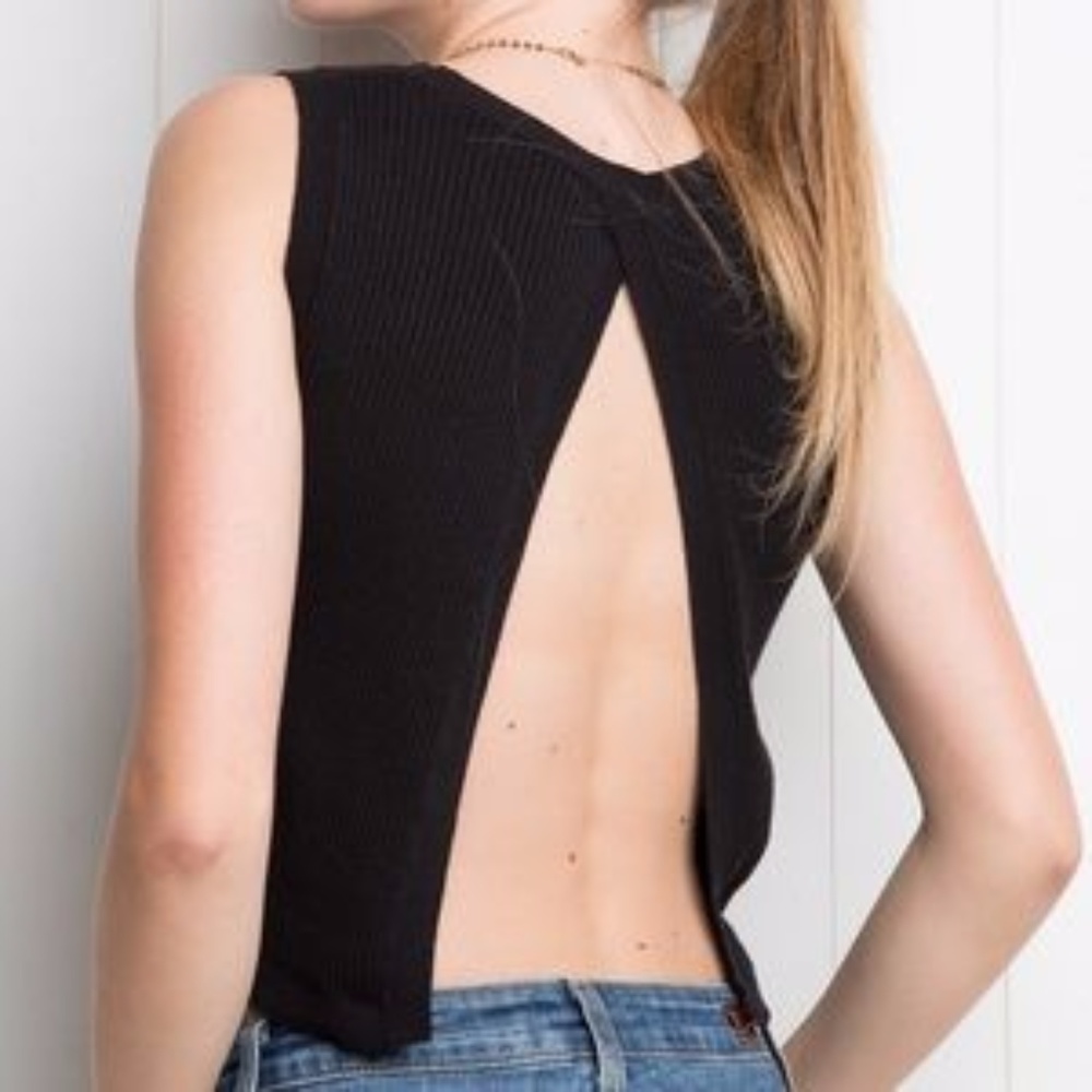 Brandy Melville Litzy knit top
