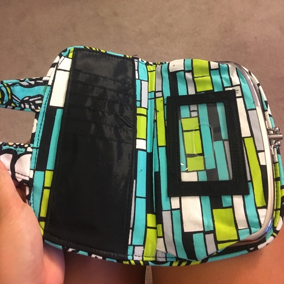 Vera Bradley cinched over the shoulder bag! - Picture 7 of 8