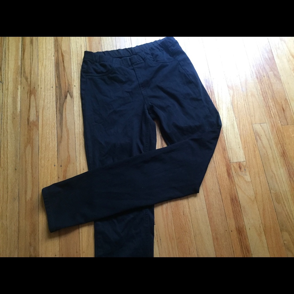 UNIQLO black jeggings