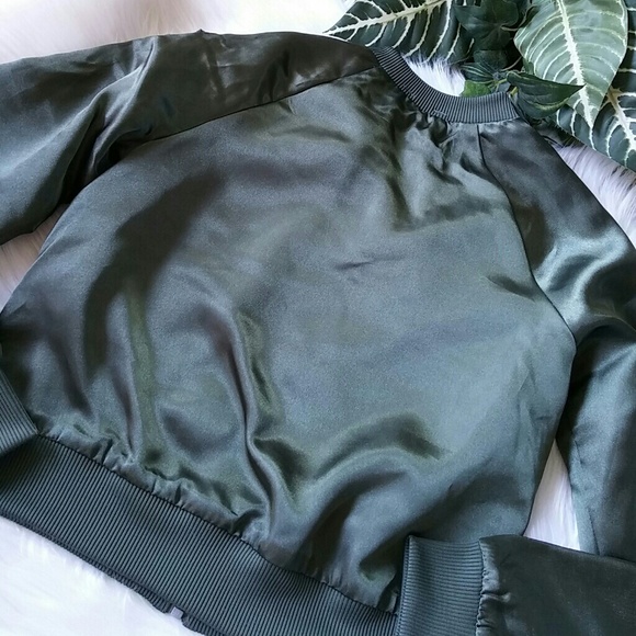 Little girls olive green bomber jacket - Picture 3 of 5