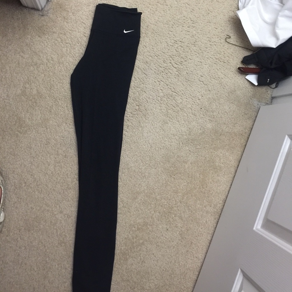Black Nike workout pants