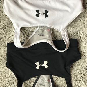 Under Armour Girls sports bras