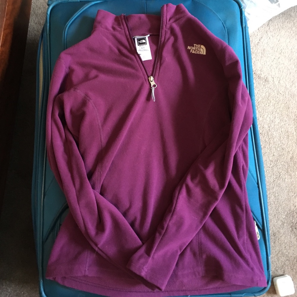 North Face thin pullover