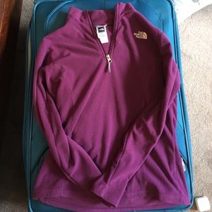 North Face thin pullover