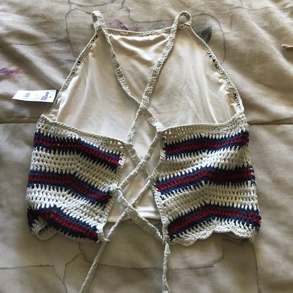 Crop top - Picture 2 of 2