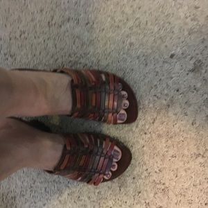 Size 8 comfortable wedge.