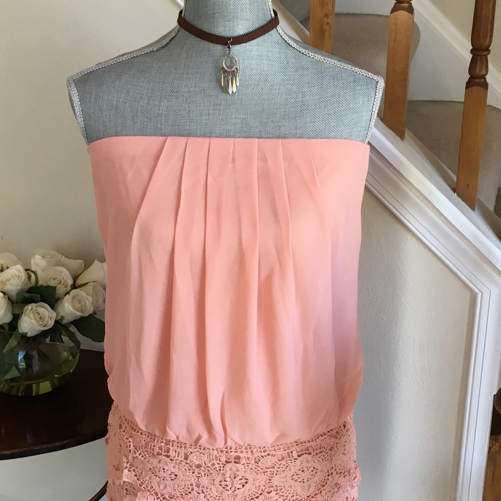 💐NWT Cold Shoulder Crochet Dress! - Picture 2 of 4