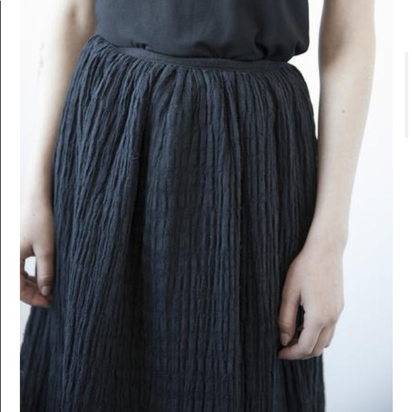 ✖️SOLD✖️Ovate Yuli Linen Full Skirt - Picture 2 of 5