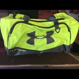 Under armour duffle bag
