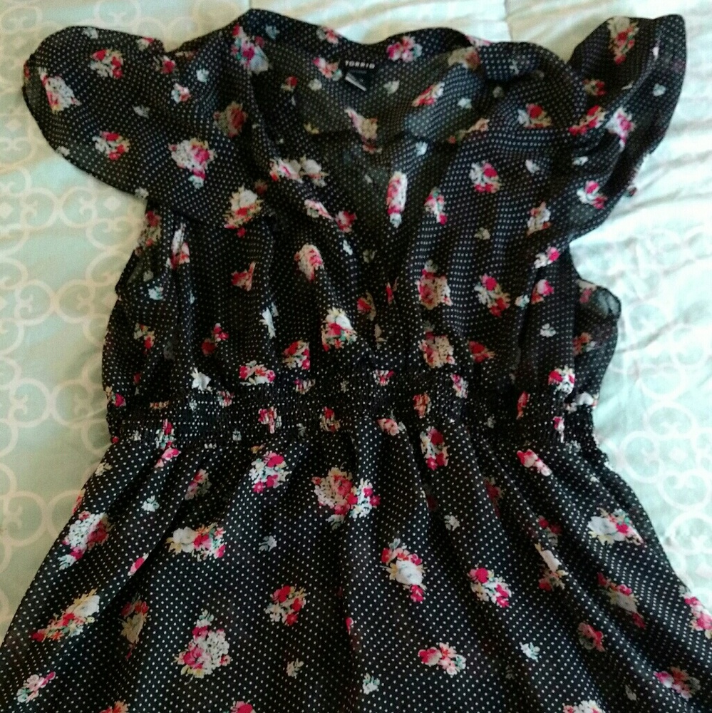 Torrid blouse size 2