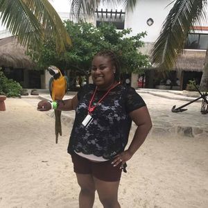 Meet your Posher, Ashley