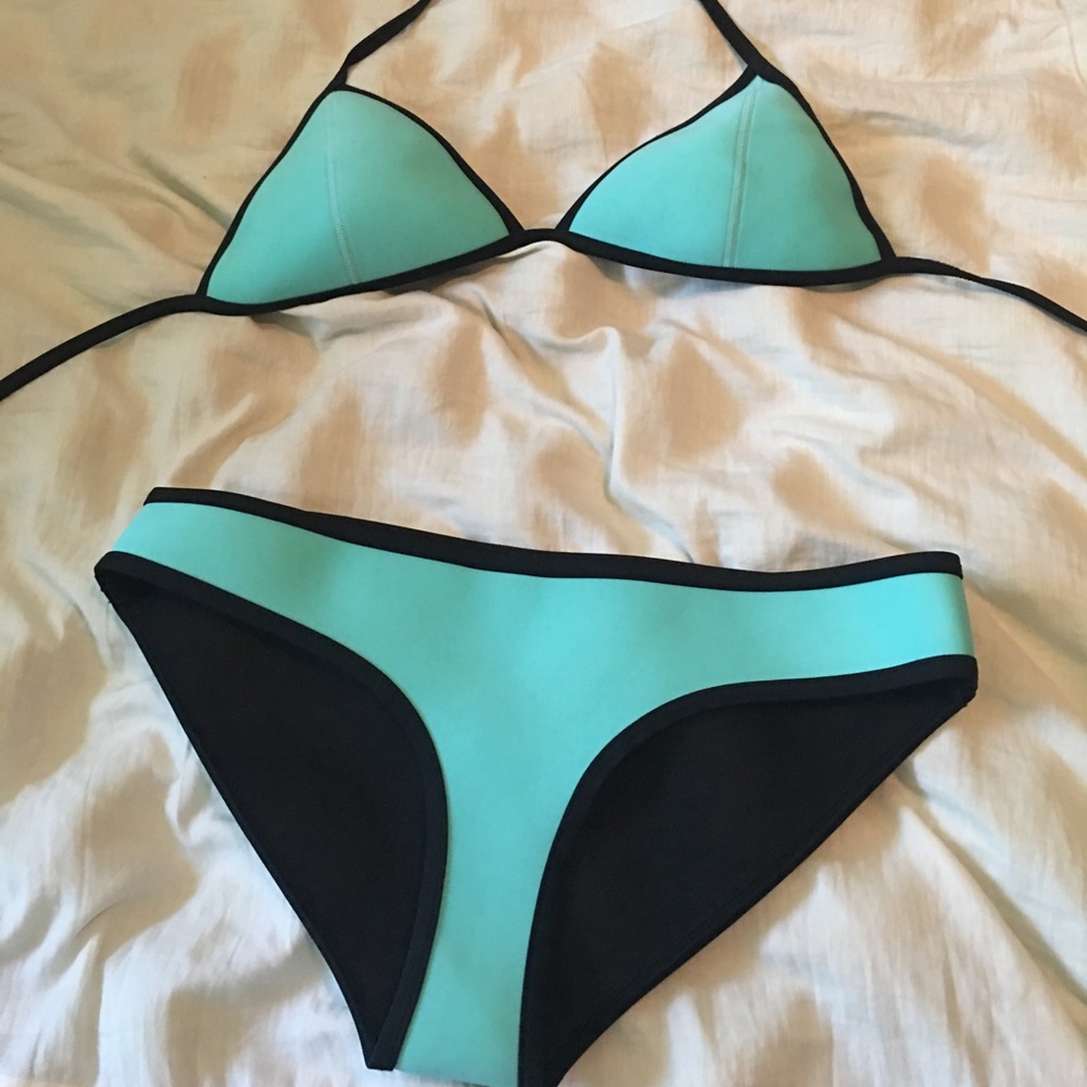 Triangl Bikini