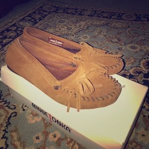 💥Must Go Sale 💥Minnetonka moccasins