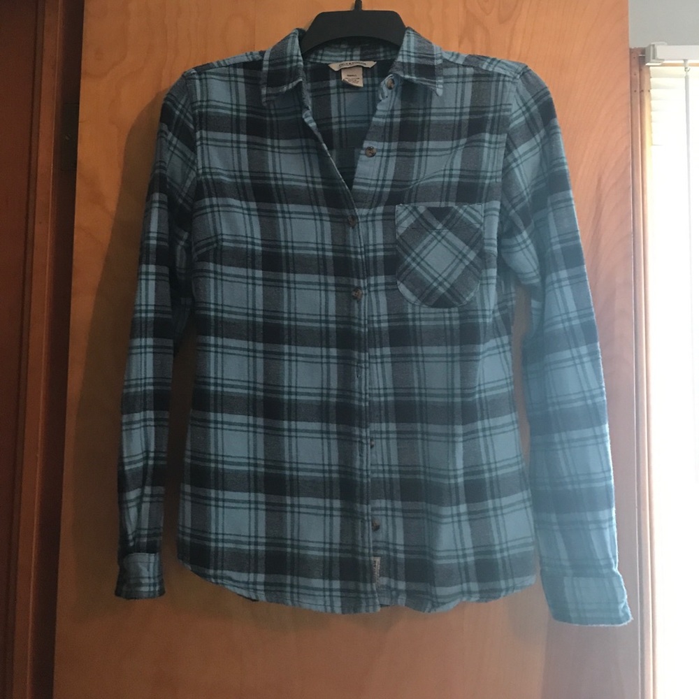 Flattering blue plaid flannel