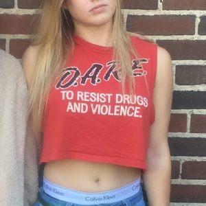 DARE Muscle Tee Crop Top