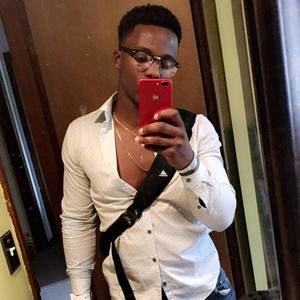 Meet your Posher, Cameron