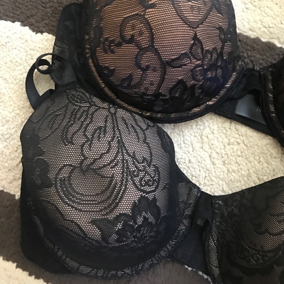 4 Natori bras and 1 Josie by Natori bra - Picture 2 of 5