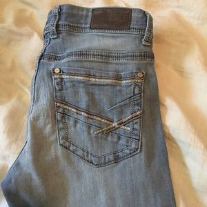Buckle Jeans