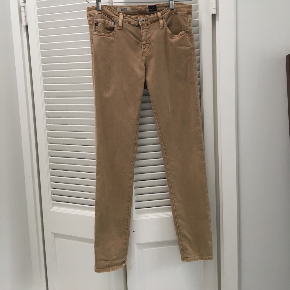 AG Stilt Jeans 31r 55% cotton 42% Tencel 2% PU