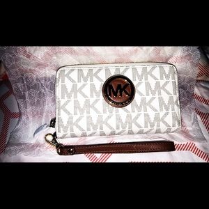 Authentic MK wallet