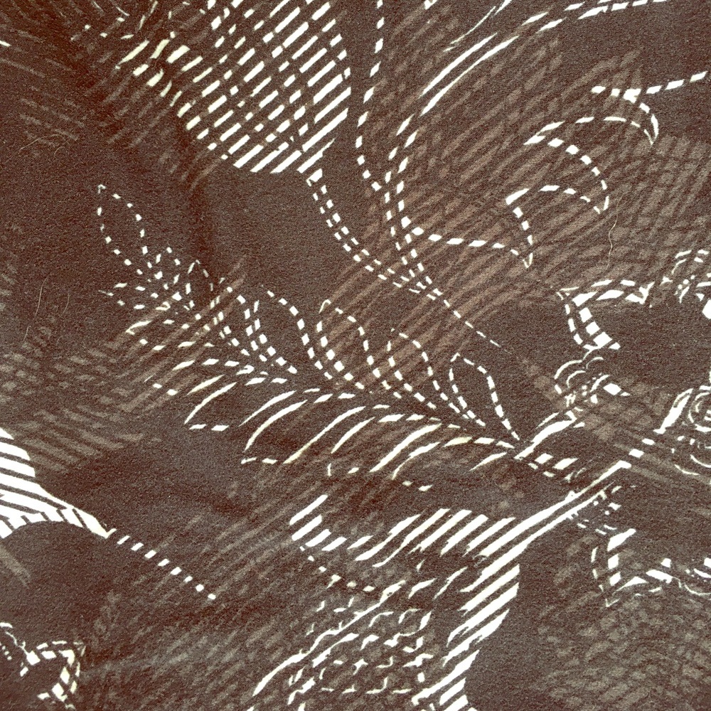 LULAROE TC NWOT black/ white Paisley leggings