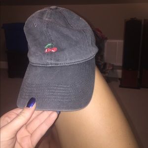 Brandy Melville hat