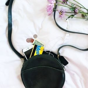 Vintage COACH round bag