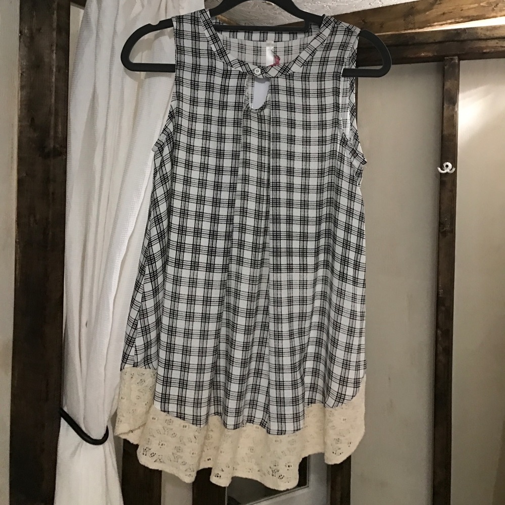 Plaid top with lace
