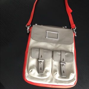 Marc jacobs cross body purse