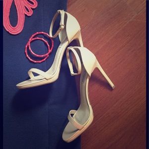 Steve Madden Stecy Sandals