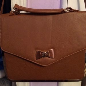 Atmosphere Shoulder Bag
