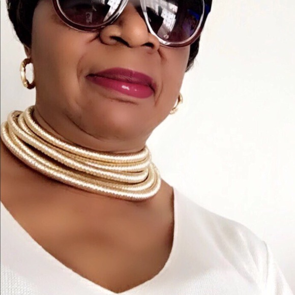 Gold, Rose or Black 5 Ring Collar Statement Choker - Picture 4 of 8