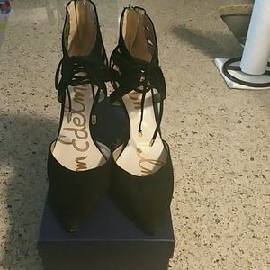 Sam Edelman black suede shoes