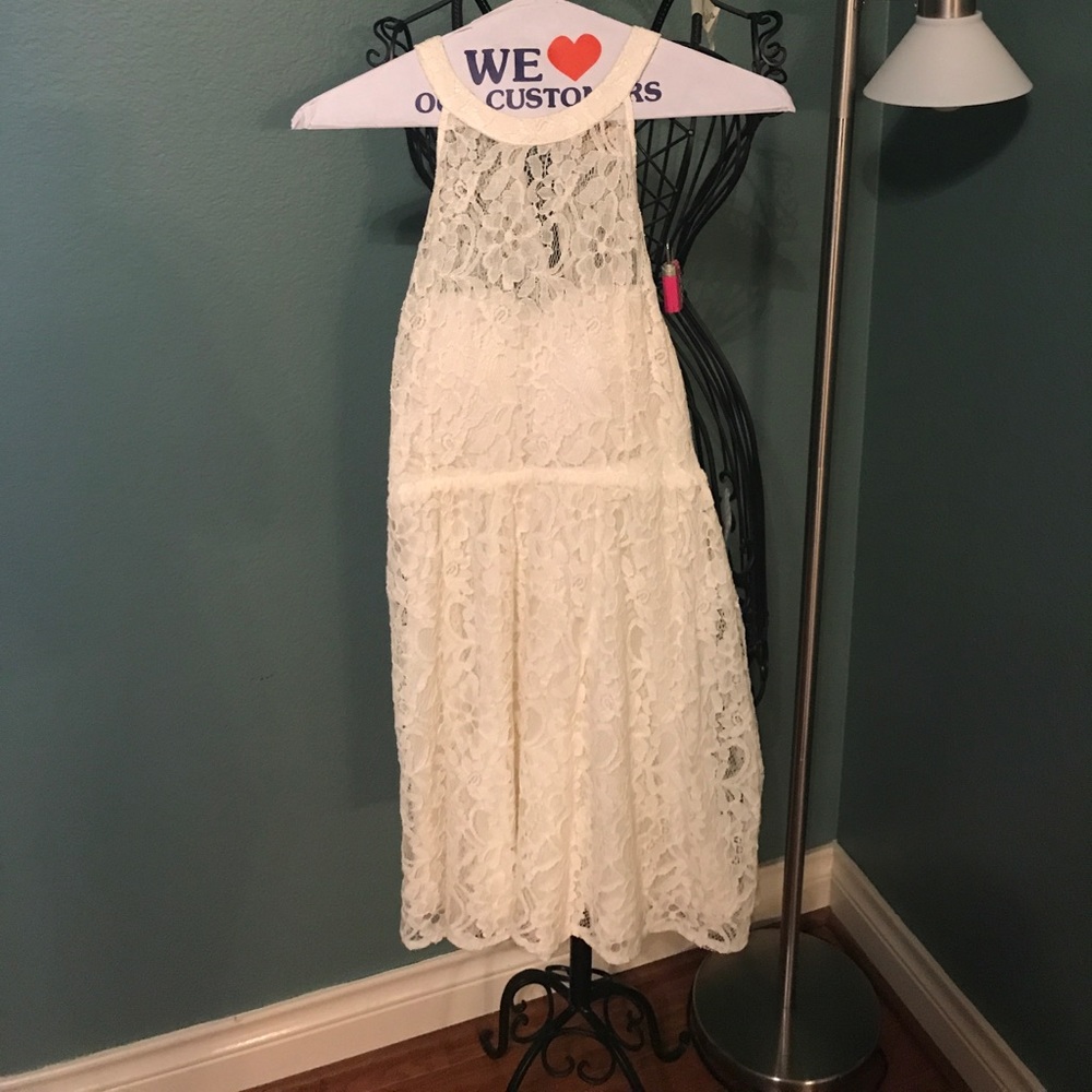 White lace dress