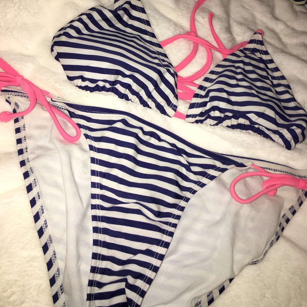 Navy striped bikini