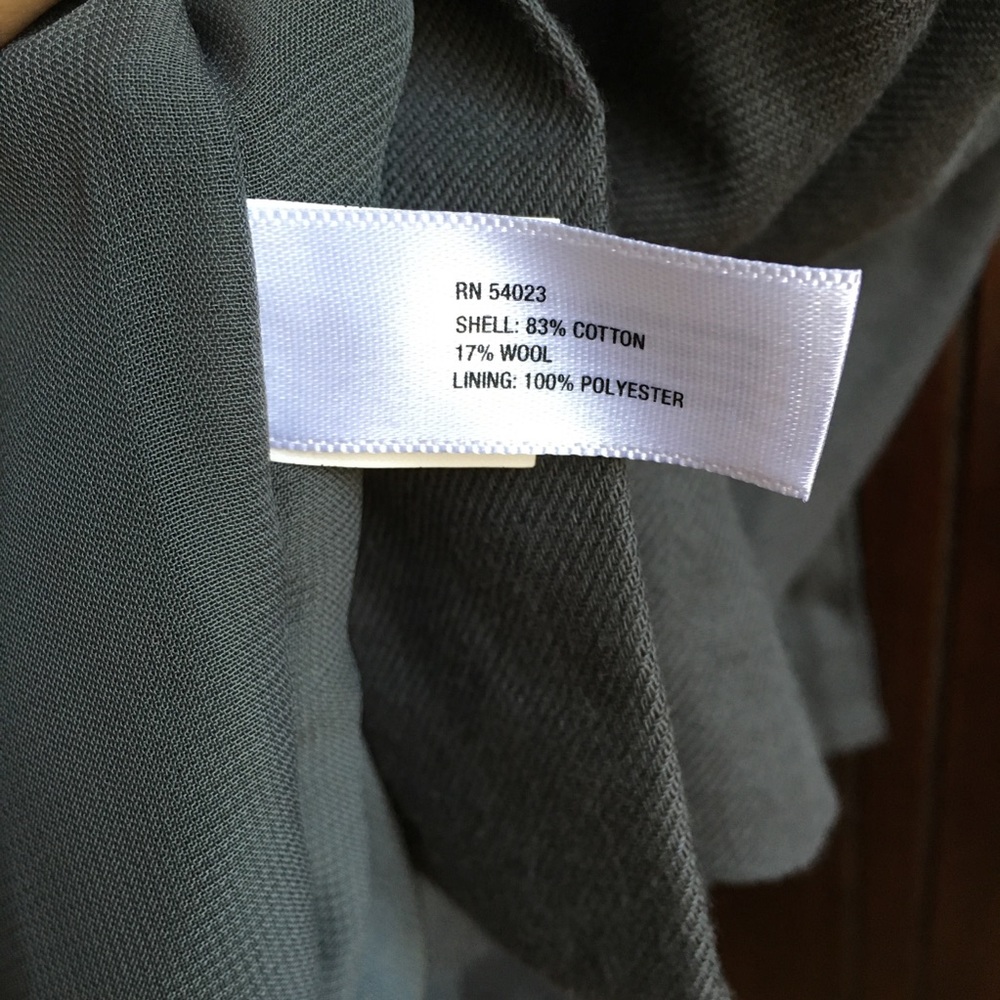 Gap Ruffle Neck Dress - Picture 7 of 7