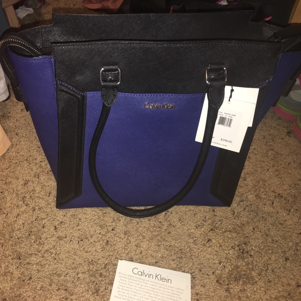 Nwt Calvin Klein purse