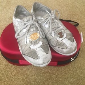 Nfinity Evolution size 5.5 cheer shoes