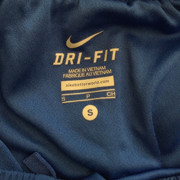 Nike dry fit shorts - Picture 4 of 4
