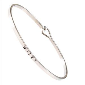 'Wifey' Clasp Bracelet