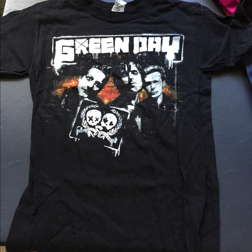 Green Day concert tshirt