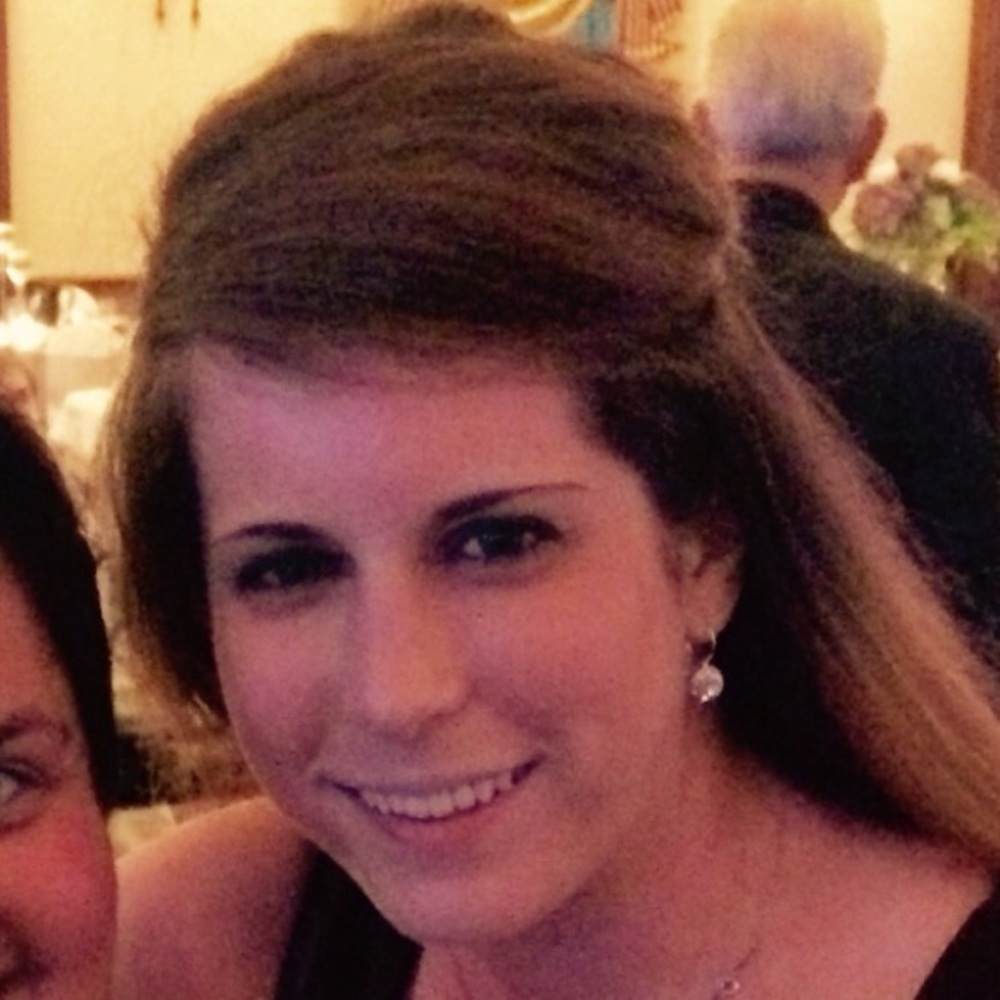 Meet your Posher, Alyssa