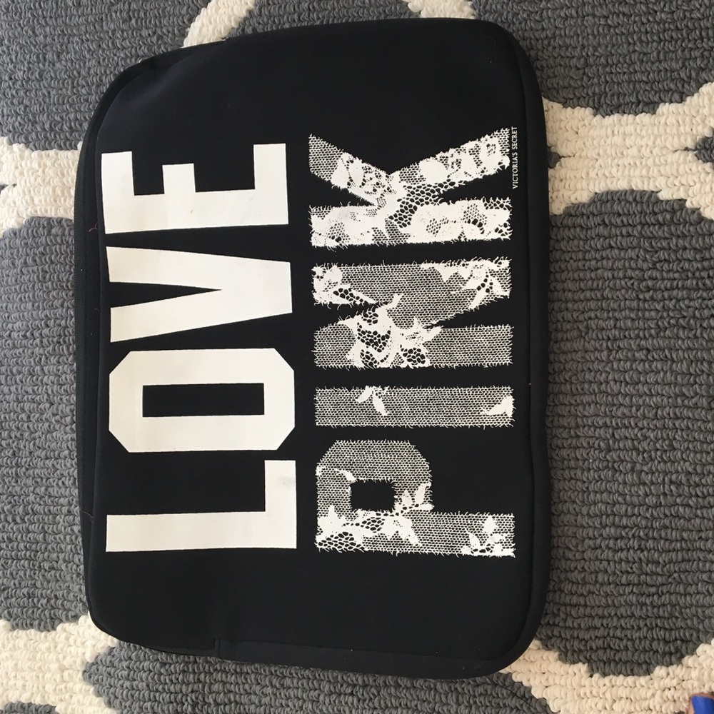 PINK Victoria's Secret laptop case