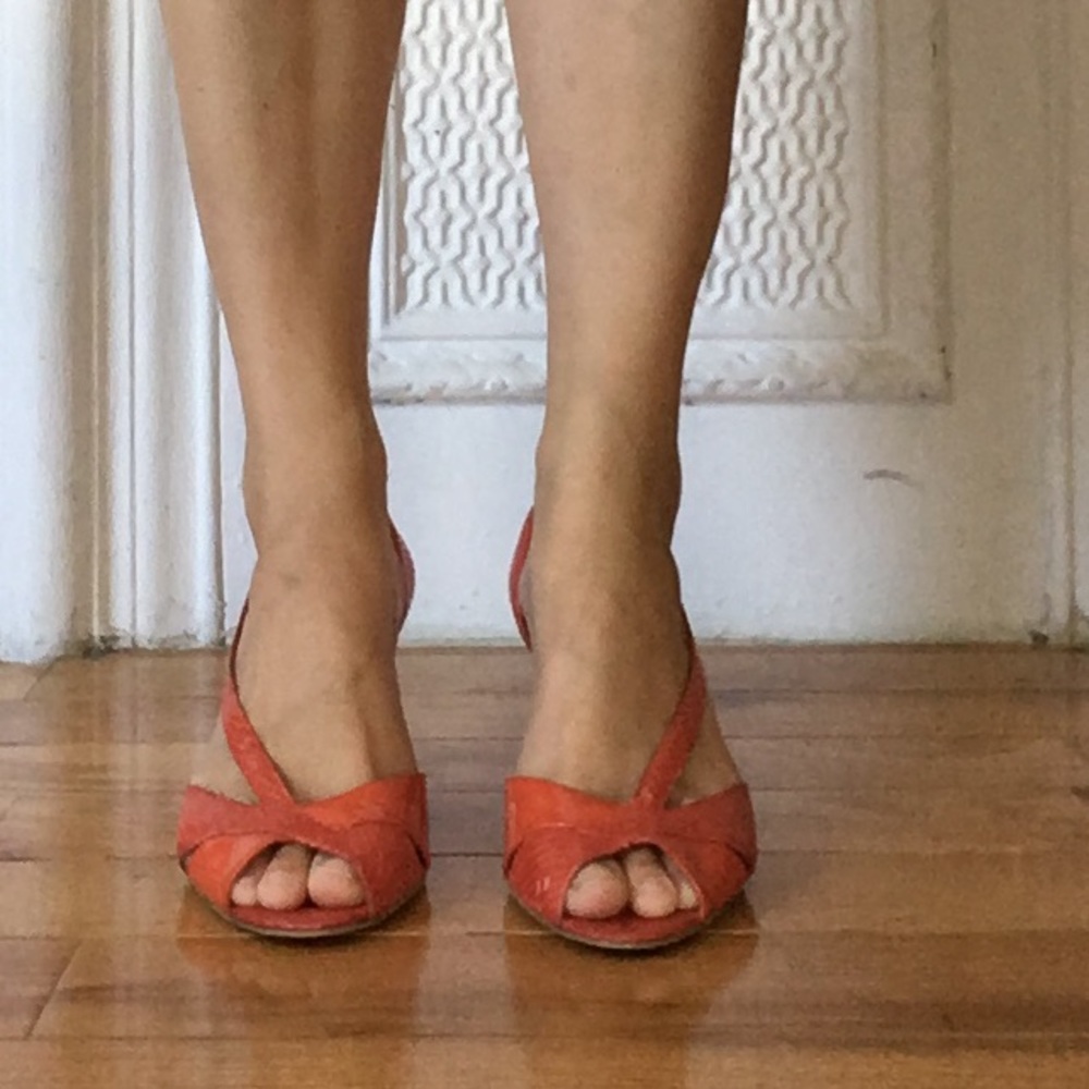 BCBGirls Retro Kitten Heel - Picture 2 of 4